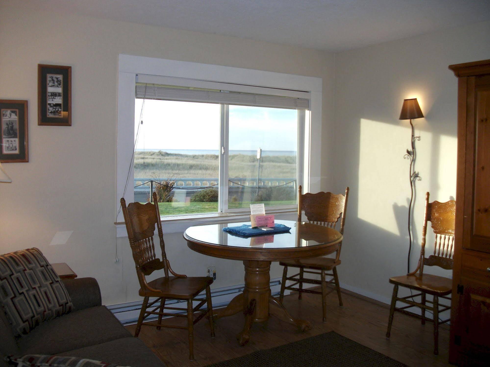 The Tradewinds Condo/Hotel Seaside Bagian luar foto